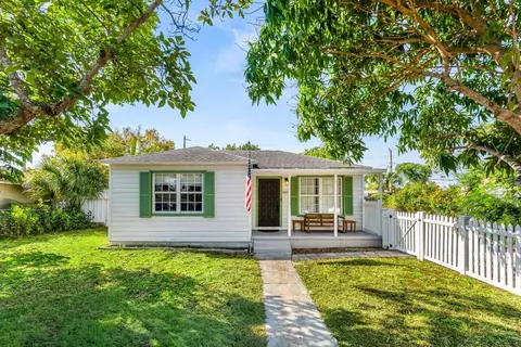 810 Franklin Rd, West Palm Beach, FL 33405
