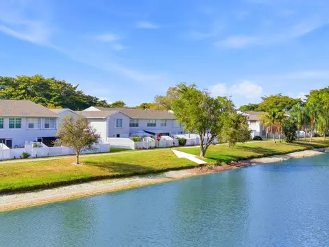 235 Foxtail Dr #B, Greenacres, FL 33415