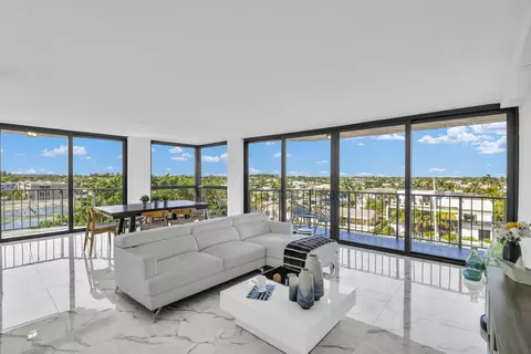 899 Jeffery St #6020, Boca Raton, FL 33487