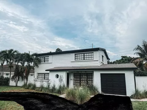 2171 NE 44th Ct, Lighthouse Point, FL 33064