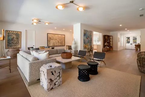 Living - 6371 SW 87th Ter, Pinecrest, FL 33156 photo 3 of 3