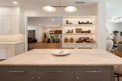 Kitchen - 6371 SW 87th Ter, Pinecrest, FL 33156 photo 3 of 3