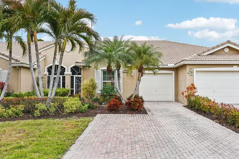 272 NW Broken Oak Trl, Jensen Beach, FL 34957