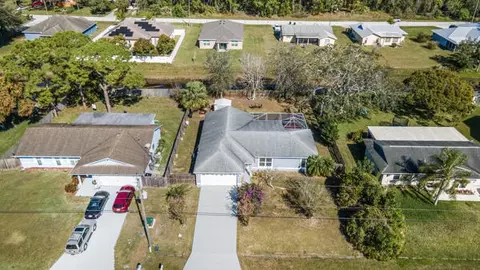 457 SW David Ter, Port Saint Lucie, FL 34953