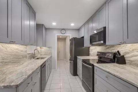 1686 SE Biddle Ln, Port Saint Lucie, FL 34983