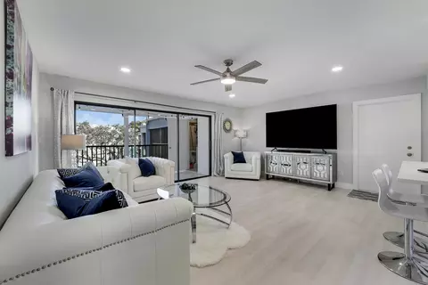 525 Dotterel Rd #35D, Delray Beach, FL 33444