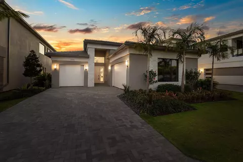 21015 Tangelo Tree Dr, Boca Raton, FL 33434