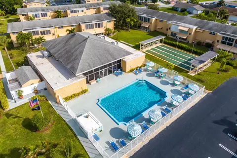 108 NE 20th Ave NE #201, Boynton Beach, FL 33435