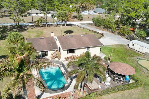 16974 W Glasgow Dr, The Acreage, FL 33470