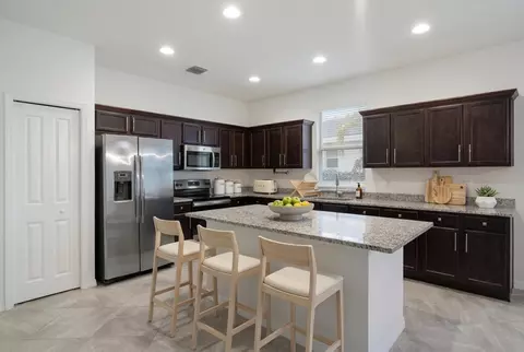 2055 46th Ave, Vero Beach, FL 32966