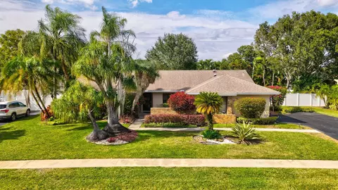 18229 103rd Trl S, Boca Raton, FL 33498