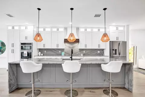 6800 Via Regina, Boca Raton, FL 33433