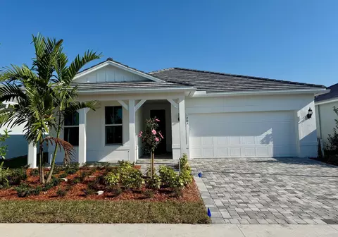 1205 Haven Cir #PALMARY 30, Vero Beach, FL 32960
