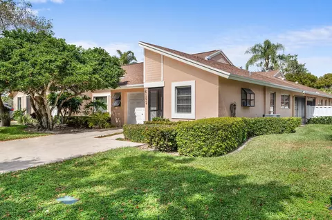 8101 Sweetbriar Way #B, Boca Raton, FL 33496