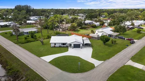 6501 Ocala Ave, Fort Pierce, FL 34951