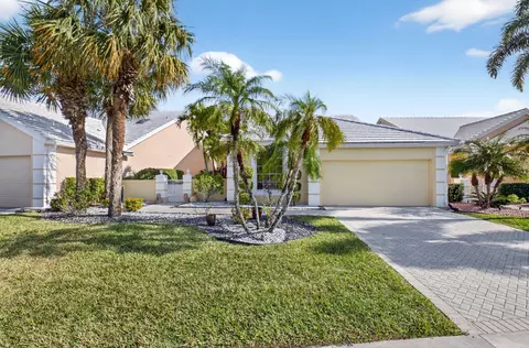 8361 Horseshoe Bay Rd, Boynton Beach, FL 33472