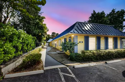 111 SE 7th Avenue Apt A B C D Ave #A, B, C & D., Delray Beach, FL 33483