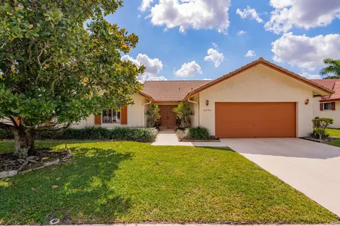 2330 SW 23rd Cranbrook Dr, Boynton Beach, FL 33436