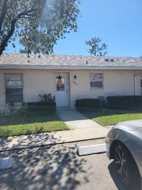 466 Holyoke Ln, Lake Worth, FL 33467