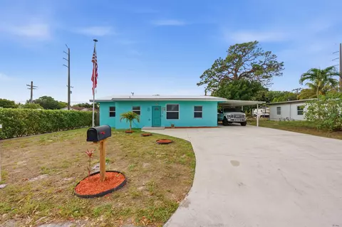 824 NW 4th Ave, Boynton Beach, FL 33426