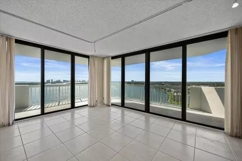 115 Lakeshore Dr #1747, North Palm Beach, FL 33408