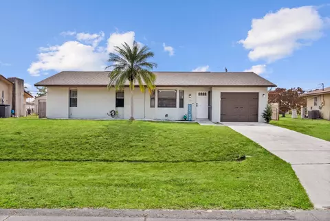 822 SW Harvard Rd, Port Saint Lucie, FL 34953