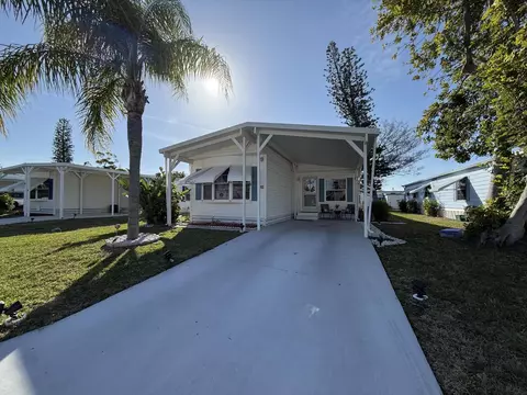 15 Del Sol, Port Saint Lucie, FL 34952