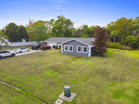 2118 SE Morningside Blvd, Port Saint Lucie, FL 34952