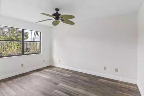 5666 SE Matousek St, Stuart, FL 34997 photo 15