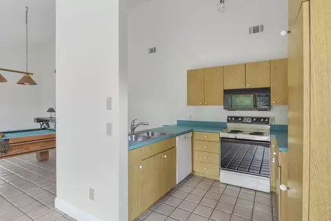 5666 SE Matousek St, Stuart, FL 34997 photo 11