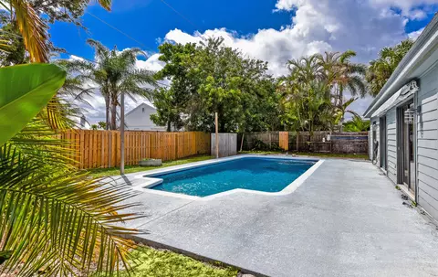 5666 SE Matousek St, Stuart, FL 34997 photo 27