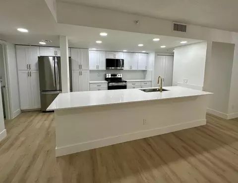 950 Lavers Cir #F405, Delray Beach, FL 33444