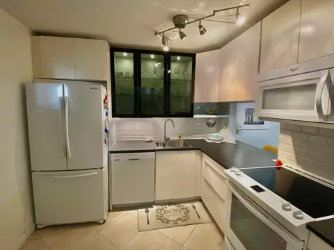 2616 N Garden Dr #204, Lake Worth, FL 33461