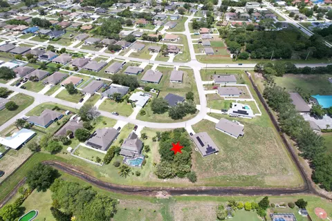 4205 SW Oblique St, Port St Lucie, FL 34953
