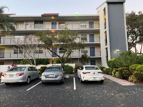 14701 Cumberland Dr #2080, Delray Beach, FL 33446