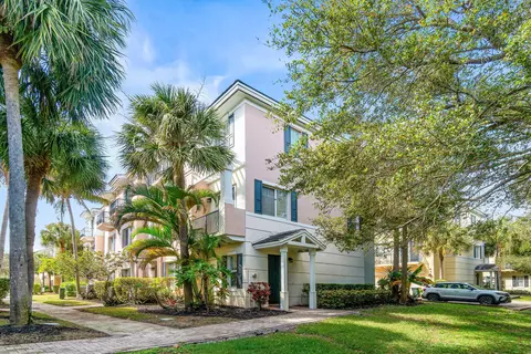 3830 NW 5th Ter, Boca Raton, FL 33431