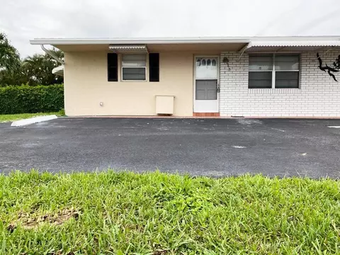 2715 Ponce De Leon Blvd, Delray Beach, FL 33445