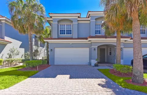 2206 SW Cape Cod Dr, Port Saint Lucie, FL 34953