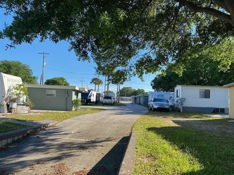 8680 Us Highway 441 SE, Okeechobee, FL 34974 photo 10