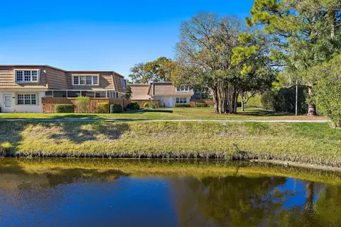 4270 Hazel Ave #B, Palm Beach Gardens, FL 33410