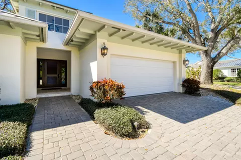 104 Weomi Ln, Jupiter, FL 33458