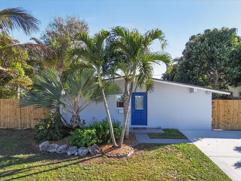3762 Florida Blvd, Palm Beach Gardens, FL 33410