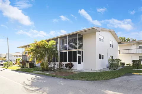 269 Norwich L, West Palm Beach, FL 33417