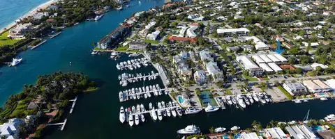 2737 NE 28th St #9W, Lighthouse Point, FL 33064