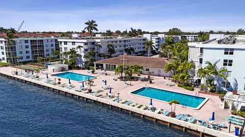 2012 S Federal Hwy #404, Boynton Beach, FL 33435