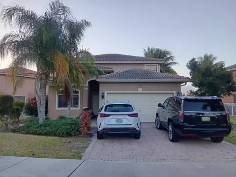 3745 Woodfield Ct, Coconut Creek, FL 33073