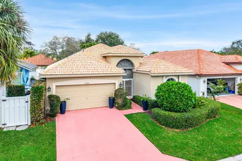 13594 Paisley Dr, Delray Beach, FL 33446
