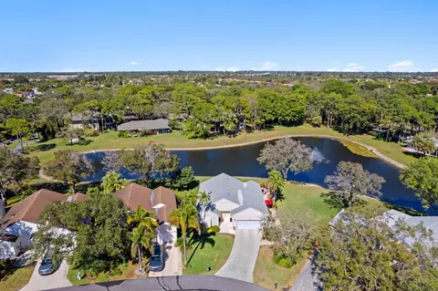 7676 Kings Ride, Boynton Beach, FL 33436