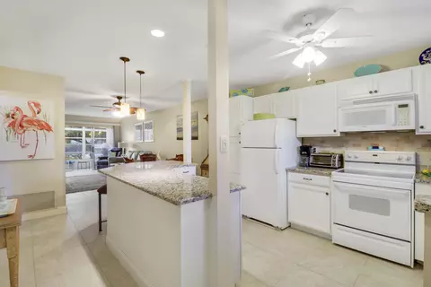 Kitchen - 2929 SE Ocean Blvd #112-2, Stuart, FL 34996 photo 1 of 7