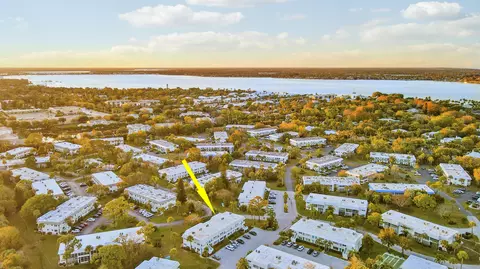 View/Area - 2929 SE Ocean Blvd #112-2, Stuart, FL 34996 photo 1 of 11